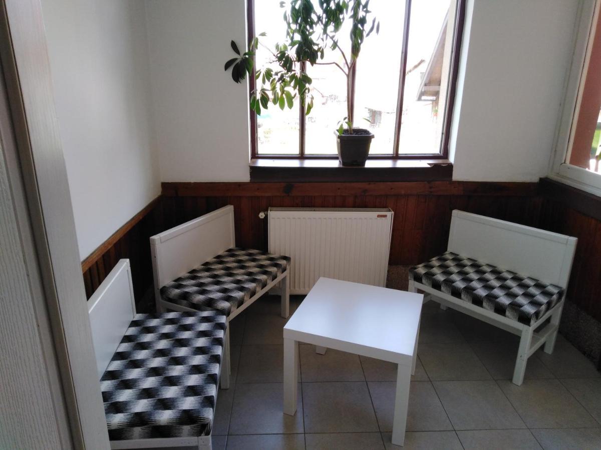 Mala Basta Appartement Bajina Basta Buitenkant foto