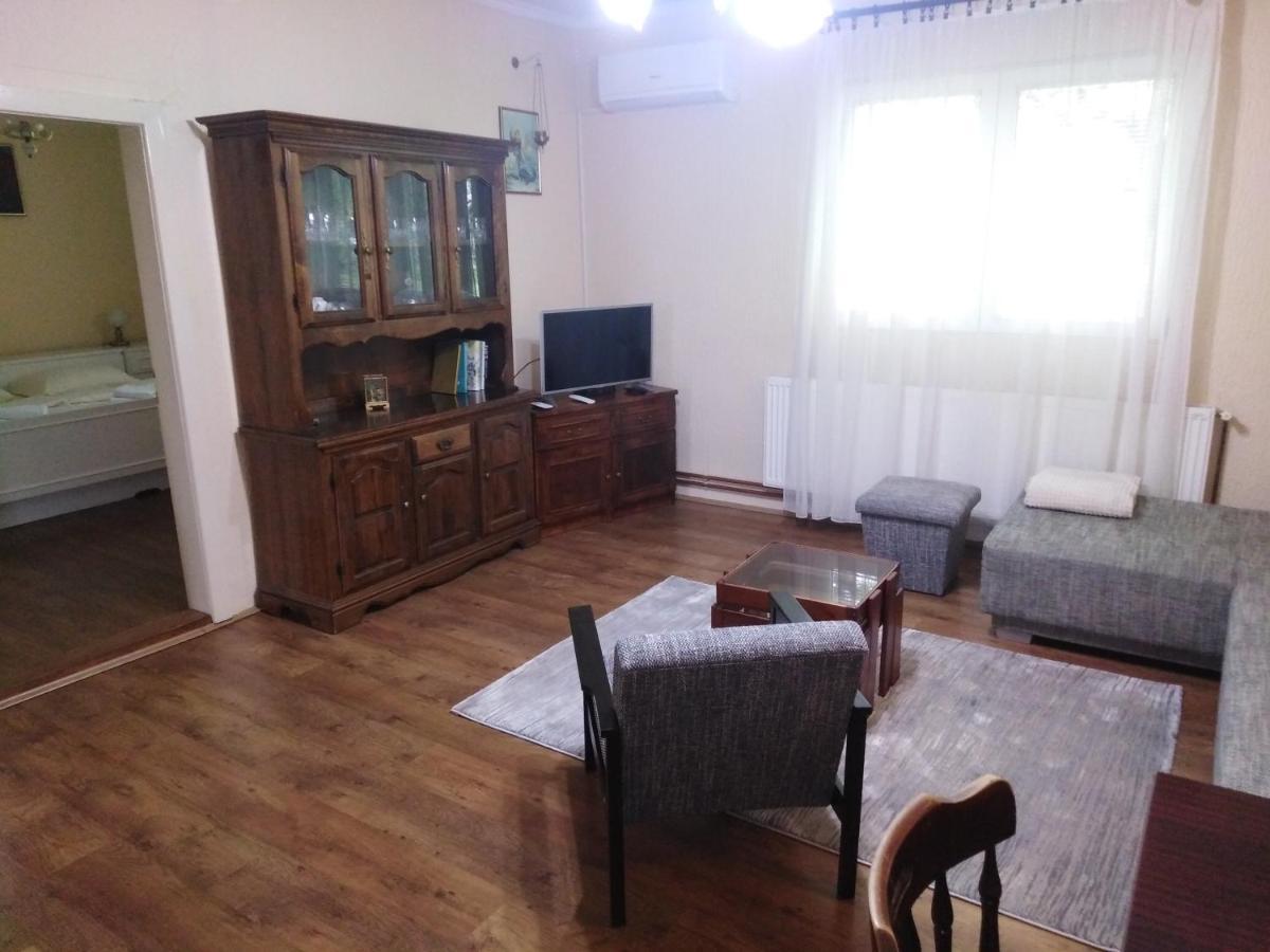 Mala Basta Appartement Bajina Basta Buitenkant foto