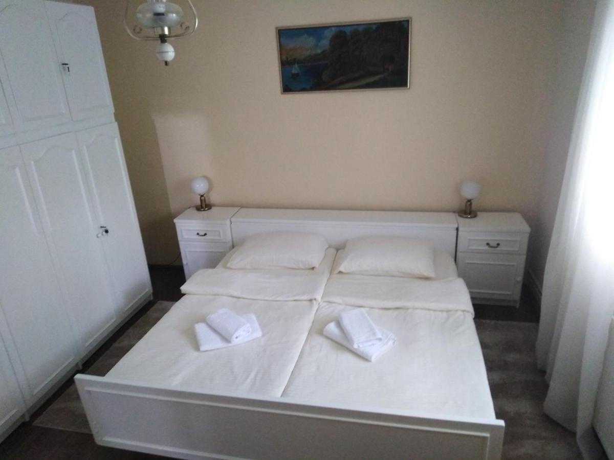 Mala Basta Appartement Bajina Basta Buitenkant foto